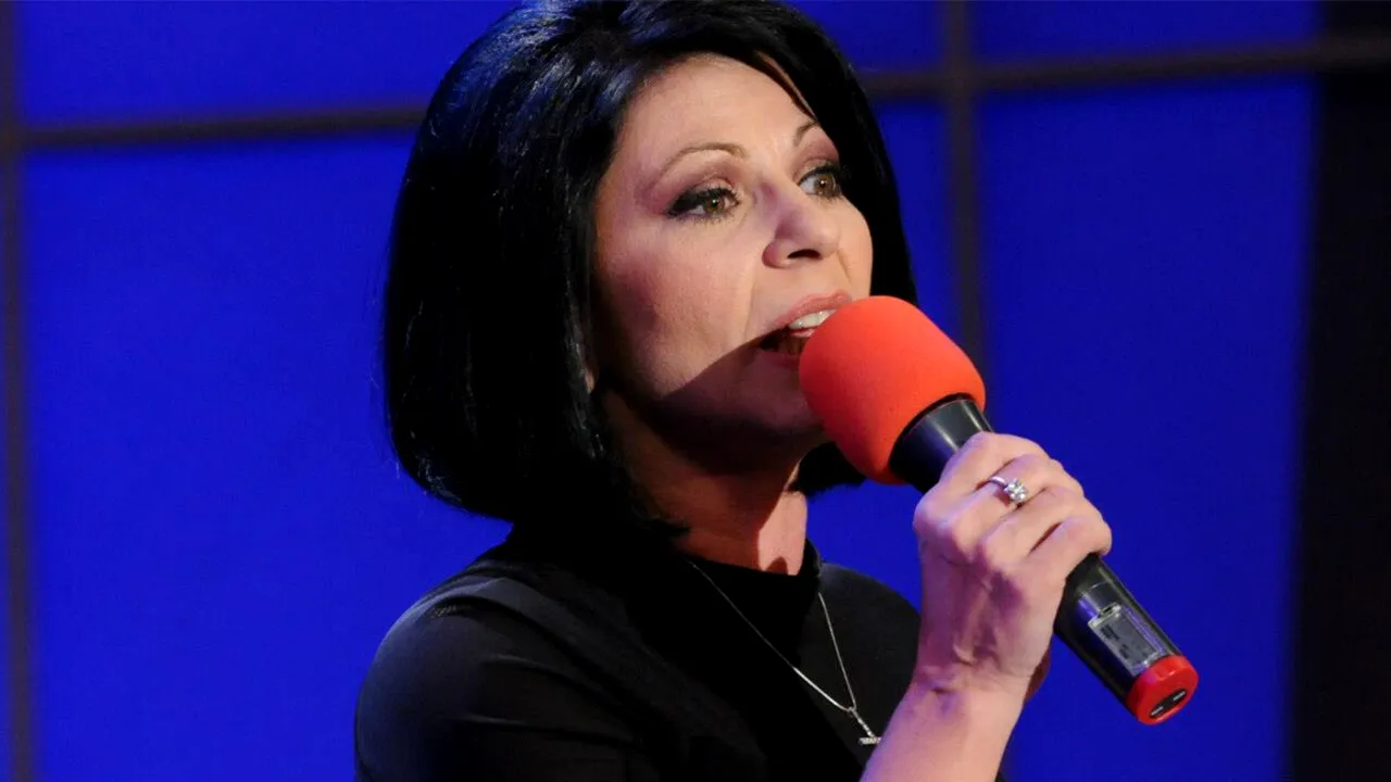 De nerecunoscut! Cum a ajuns să arate Elena Cârstea acum, la 17 ani după ce s-a mutat în SUA