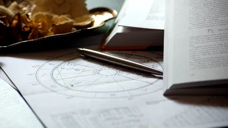 HOROSCOP zilnic, 13 noiembrie 2023. Zodia care trebuie să-și reanalizeze sentimentele