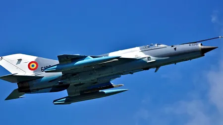 Avion militar MiG-21, prăbușit lângă Reghin! Pilotul a reușit să se catapulteze!