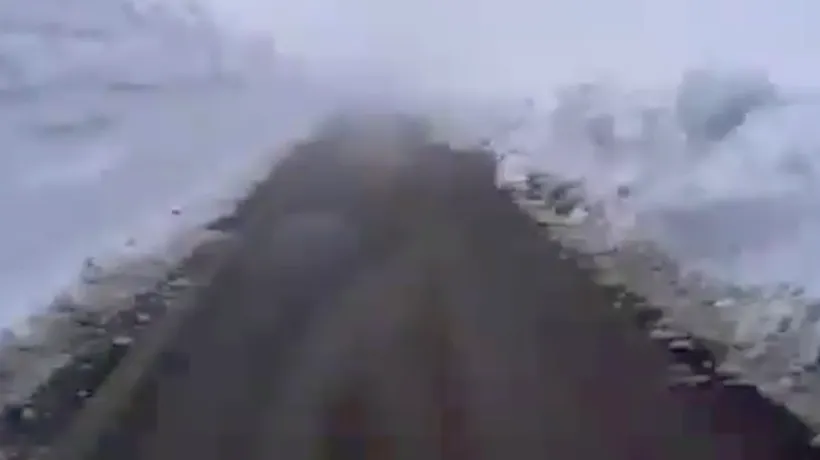 Imagini de necrezut de pe Transalpina. Stratul de zăpadă ajunge la patru metri - VIDEO