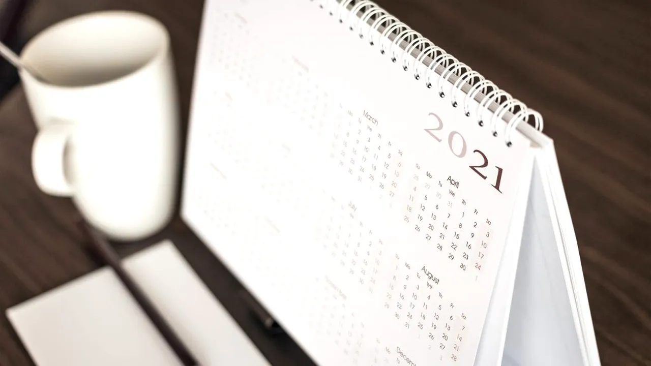 Ce libere legale vor pica în weekend în 2021 și care sunt zilele libere din timpul săptămânii