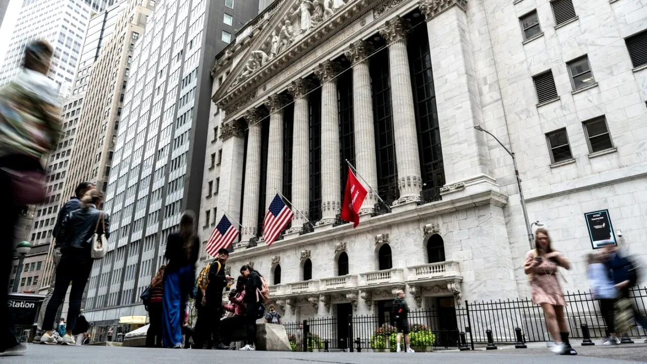 Fed REDUCE semnificativ nivelul dobânzilor în SUA /„Inflația se îndreaptă constant spre obiectiv”