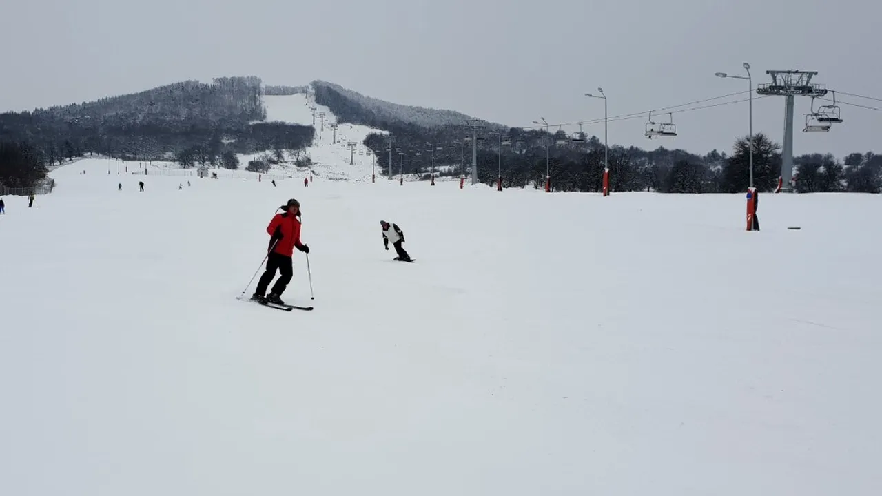 Tarife MAJORATE și PROBLEME cât cuprinde. PÂRTIA DE SCHI din Bistrița pe care s-a schiat doar 10 ZILE în două sezoane a fost DESCHISĂ 