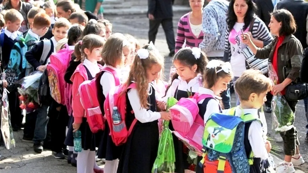 CLASA PREGĂTITOARE. Listele elevilor înmatriculați la clasa pregătitoare, în prima etapă, vor fi afișate vineri și sâmbătă