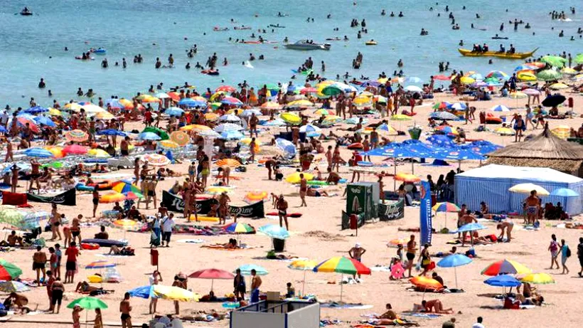 Începe cel mai aglomerat weekend la mare. Aproximativ 150.000 de oameni vor fi pe litoralul românesc
