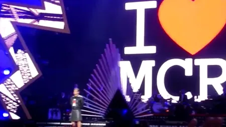 Robbie Williams, în lacrimi la concertul de la Manchester. Momentul care a emoționat o lume întreagă