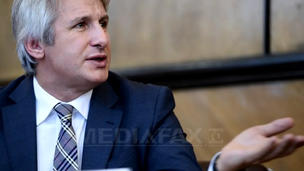 Teodorovici: Fondurile SERVICIILOR SECRETE, tăiate pentru că NU ȘI-AU CHELTUIT bugetele decât în proporție de 60%