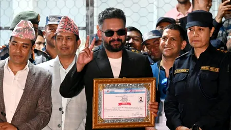 De la YouTube direct în fruntea Guvernului. Cine este rapperul cu milioane de vizualizări care a devenit noul premier al Nepalului