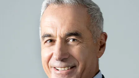 Călin Georgescu, angajat la MAE de Mircea Geoană, în calitate de consilier personal în 2004