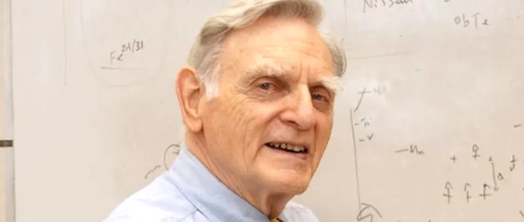 Cercetătorul John Goodenough a devenit cel mai în vârstă laureat al unui premiu Nobel 
