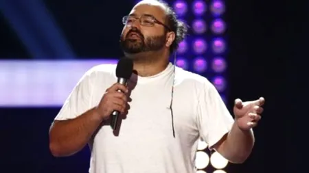 VOCEA ROMÂNIEI, SEZONUL 2. Profesorul din Târgul Mureș care a ales să meargă în echipa lui Moga, pe motiv că îi parodia melodiile 