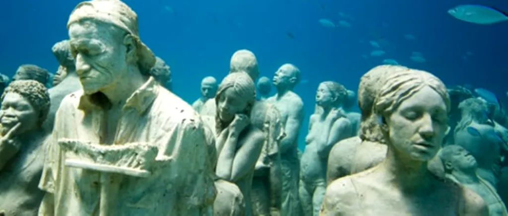 GALERIE FOTO. Expoziție neobișnuită a unui artist britanic. Sute de sculpturi, aranjate pe fundul mării. VIDEO