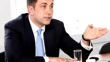 Lucian Isar, reprezentantul României la BERD și soțul Alinei Gorghiu, a fost numit consilier onorific al premierului Florin Cîțu