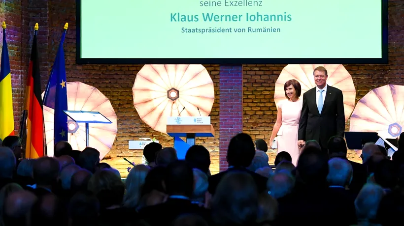 Klaus Iohannis a primit pe 2 iunie 2018 la Munchen, premiul Franz Josef Strauss pe 2018, decernat de fundația Hanns Seidel
