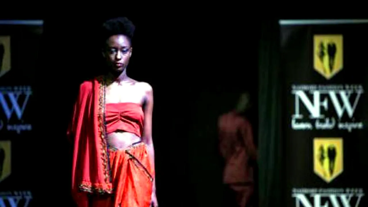 O școală kenyană le-a interzis mamelor să meargă la această instituție îmbrăcate cu rochii scurte 