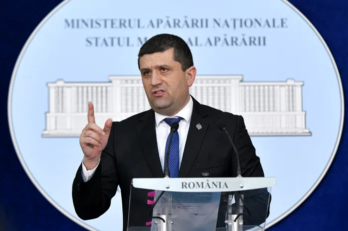 Ministrul Radu Miruță a cerut ca Parlamentul să fie convocat pentru achiziţiile de echipamente militare şi armament prin mecanismul SAFE