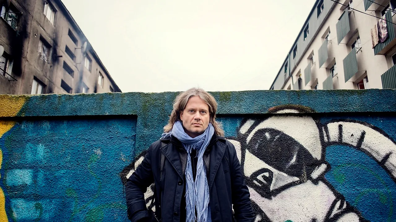 “Zidul lui Cherecheș” va fi demolat. Baricada segregării din Baia Mare, care separa romii de oameni, va intra în pământ