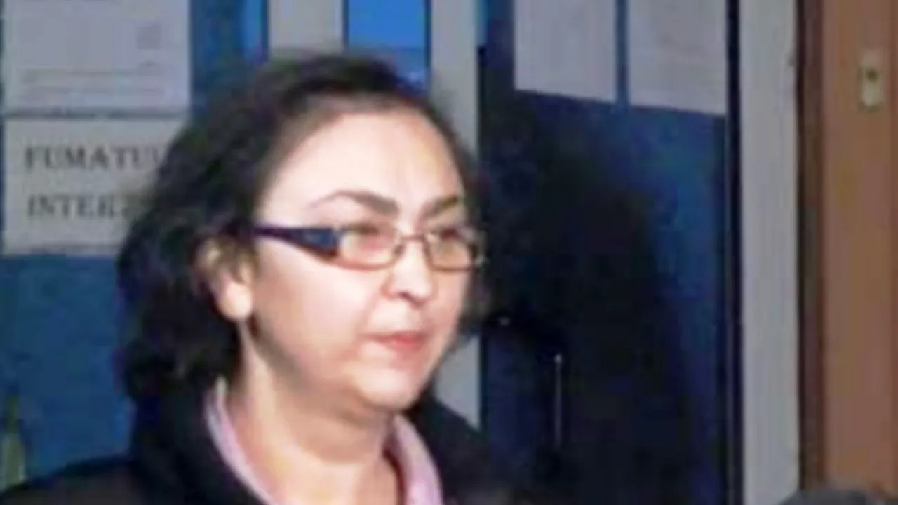 Mama unui elev de la Școala 10: Am dat bani de cadouri, nemulțumirile învățătoarei Blându ne-au jignit