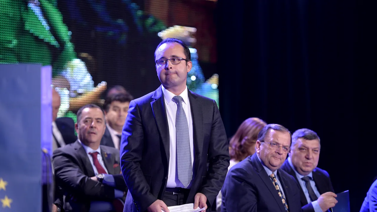 Bușoi: Ușile PNL sunt deschise oricând pentru Cioloș, dar în următorul an alăturarea de fostul premier e foarte puțin probabilă