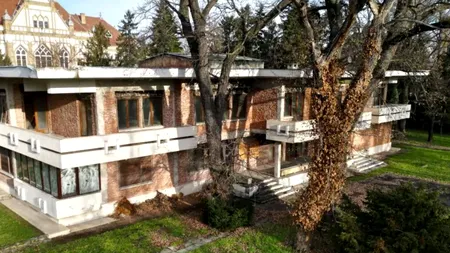 Consiliul Județean Timiș recuperează fosta vilă a lui Ceaușescu din centrul Timișoarei și o transformă în hub cultural. Clădirea era lăsată în paragină