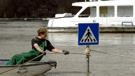 Budapesta se pregătește de creșterea record a apelor Dunării.  