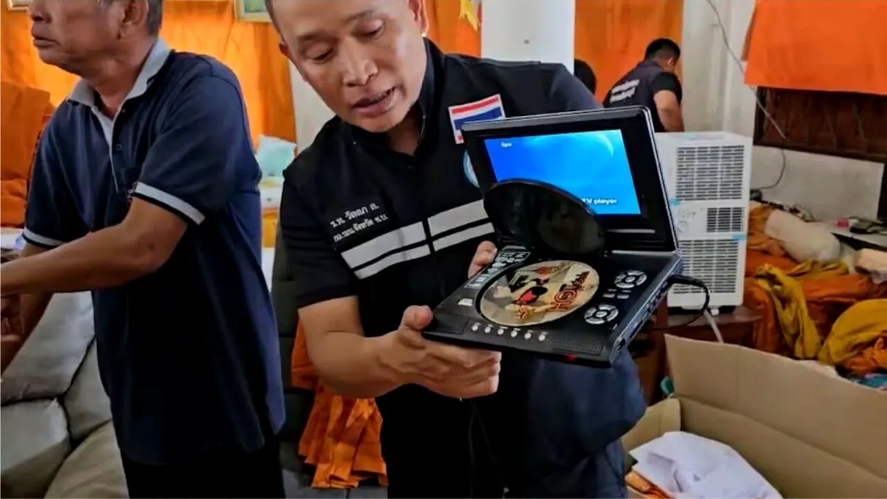 Scandal de proporții într-o mănăstire budistă din Thailanda. Ce s-a descoperit în chiliile unor călugări