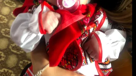 O fetiță de cinci luni a murit la câteva ore după ce a primit tratament pentru roșu în gât: „Nepăsarea și așteptatul șpăgii omoară din nou