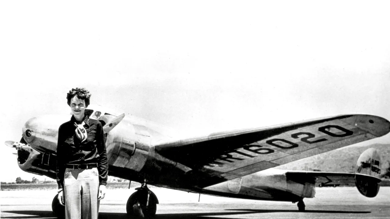 Unul din marile MISTERE ale aviației ar putea fi DEZLEGAT după 81 de ani. Noi detalii despre ULTIMELE ZILE din viața Ameliei Earhart