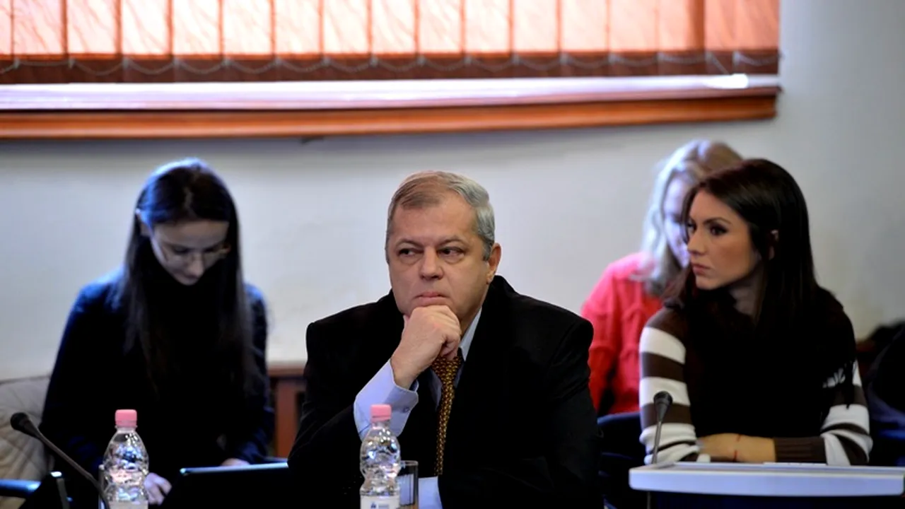 ANI acuză doi membri CNA de incompatibilitate