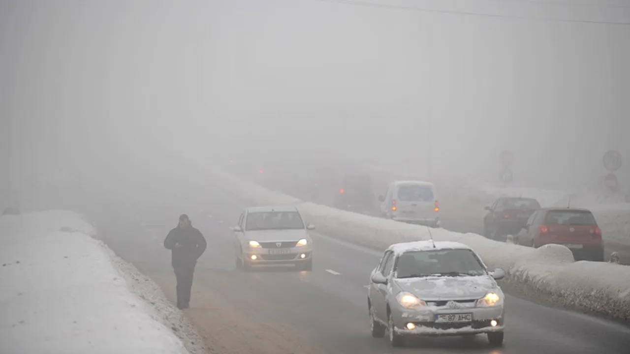 Infotrafic: Ceață deasă pe trei drumuri naționale din județele Constanța și Tulcea