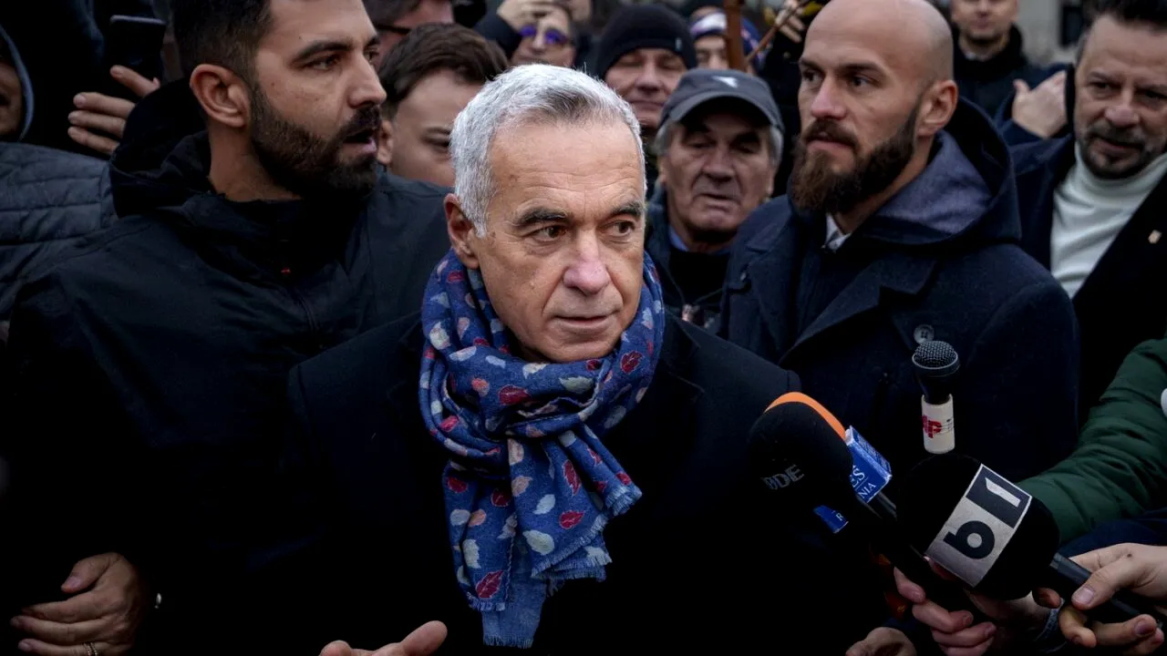 Financial Times: O rețea din Rusia a susținut campania lui Călin Georgescu. Aceasta ar fi fost implicată și în campaniile lui Putin și Medvedev