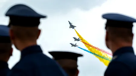 În criză de piloți, Royal Air Force îndeamnă candidații anterior RESPINȘI să depună cereri din nou