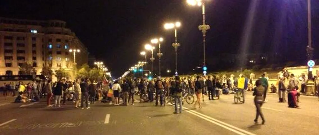Protestatarii care au atacat jandarmii și au incitat la violențe în Piața Unirii rămân în arest! Tribunalul București le-a respins contestațiile