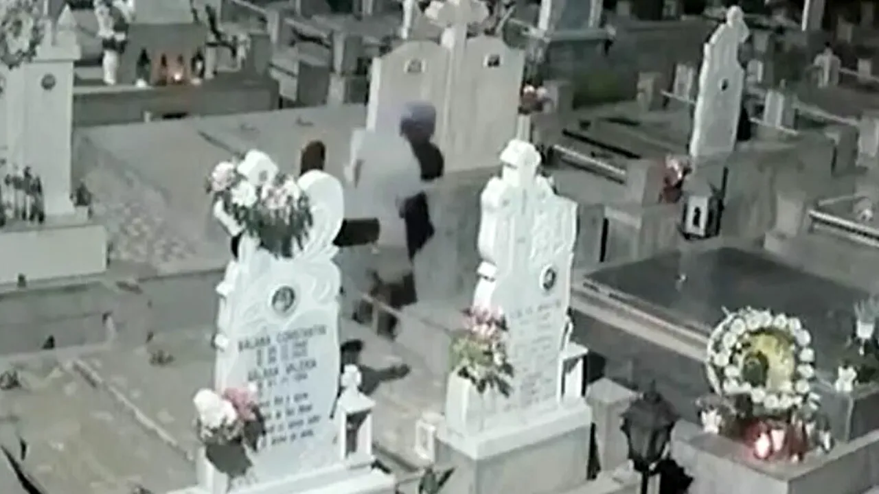 Polițiștii din Balș cer ajutorul populației: O rețea de profanatori de morminte, căutată de oamenii legii