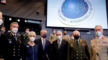 Consiliul NATO-Rusia. ”Vulpea argintie”, față în față cu oficialii Kremlinului: ”Nu se lasă afectată de nimic”