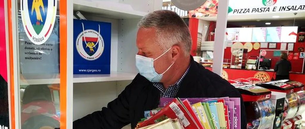 Vicepreședintele CJ Argeș, Marius Nicolăescu, a demarat campania „Dăruiește un zâmbet, o carte” pentru copiii internați în Spitalul de Pediatrie Pitești