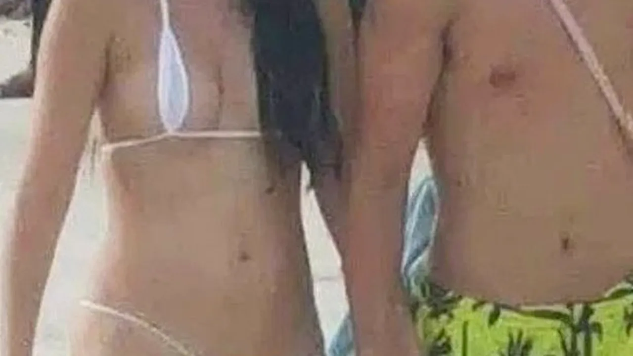 O tânără a fost amendată la plajă după ce a purtat „o ață