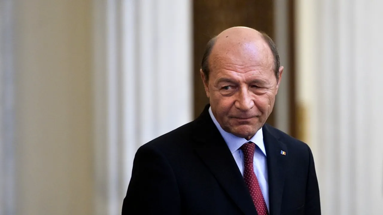 Băsescu îi dă termen lui Ponta până mâine să vină cu alte propuneri pentru Buget și Cultură: 
