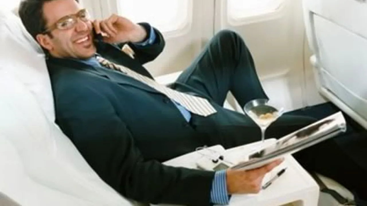 Compania aeriană care îți permite să vorbești la telefonul mobil în timpul zborului