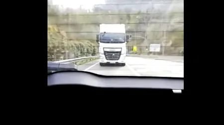 Demonul șoselelor este un român. Spaniolii, speriați de un șofer de tir, au alertat poliția VIDEO