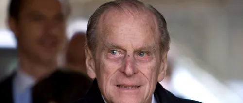 Înmormântarea Prințului Philip. Sicriul cu trupul ducelui de Edinburgh, coborât în Cavoul Regal / Regina a stat cel mai aproape de sicriu - LIVE VIDEO/FOTO
