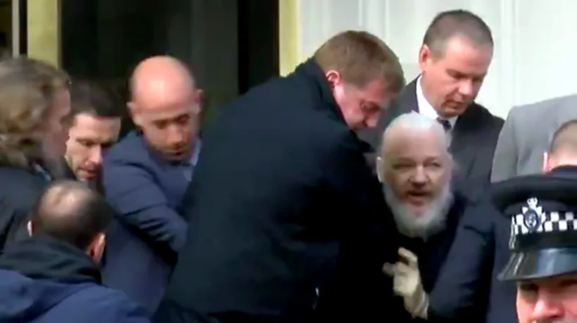 Julian Assange a fost găsit vinovat de încălcarea termenilor eliberării pe cauțiune