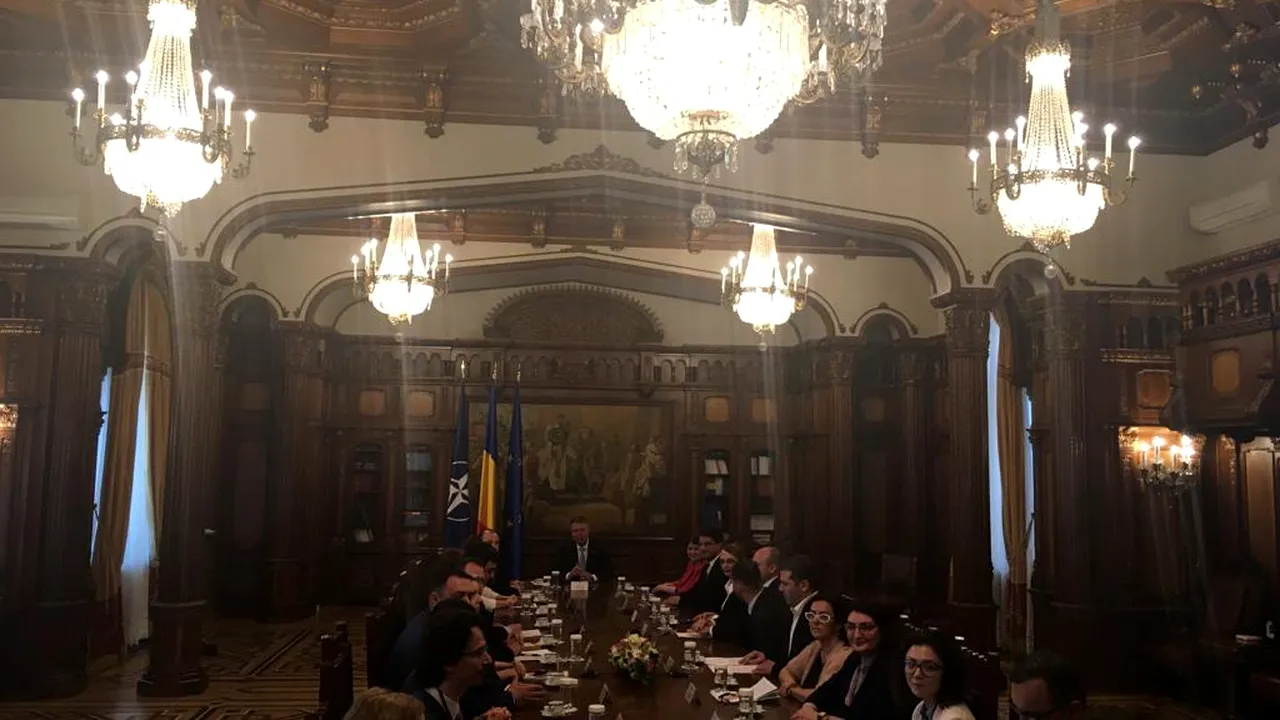 N-au stat prea mult la discuții. Întâlnirea lui Iohannis cu magistrații s-a încheiat după o oră și jumătate/ Gîrboban: Am vorbit despre Secția de anchetare a magistraților