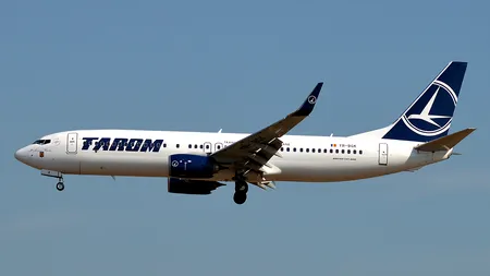 Panică la bordul unei curse TAROM, echipajul a luat în calcul aterizarea de urgență! Ce s-a întâmplat cu unul dintre pasageri