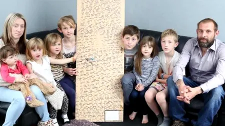 O fată de 12 ani a lăsat, înainte de a muri, un MESAJ scris pe spatele oglinzii. Tatăl fetei: „Când l-am citit prima dată, m-a cutremurat