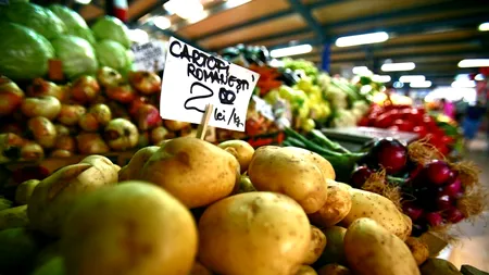 INS: Cartofii, zahărul și ouăle s-au ieftinit în aprilie, benzina și tutunul s-au scumpit