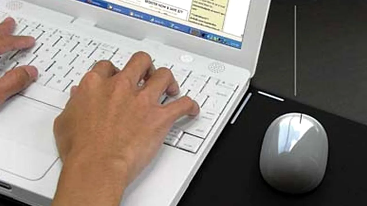 INVENȚIA care schimbă calculatoarele așa cum le știai. „Renunțăm la bucata aia de plastic