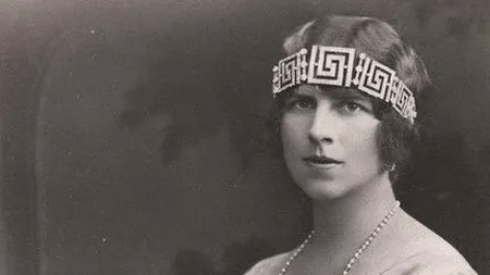 Regina-mamă Elena a fost reînhumată, sâmbătă, alături de fiul ei, Regele Mihai I, la Curtea de Argeș