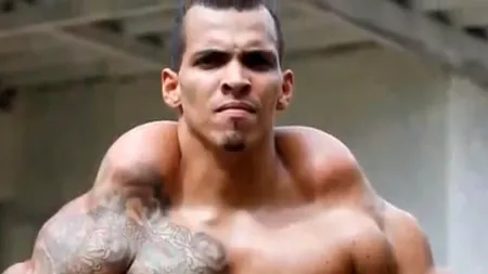 Un brazilian a vrut să semene cu 