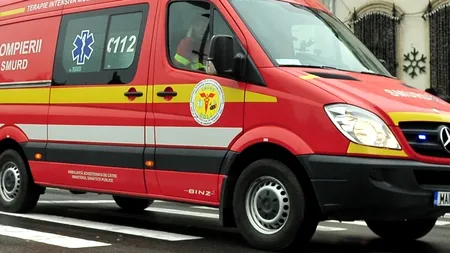 UPDATE Incident la un miting aviatic de la Suceava: un parașutist a căzut în mulțime, rănind un copil